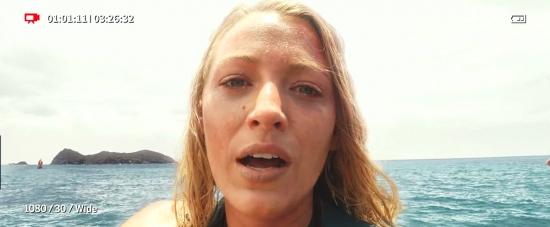 theshallows-blakelively-03498.jpg
