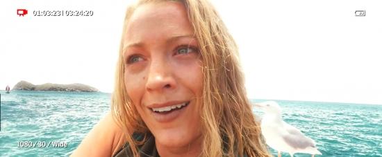 theshallows-blakelively-03630.jpg