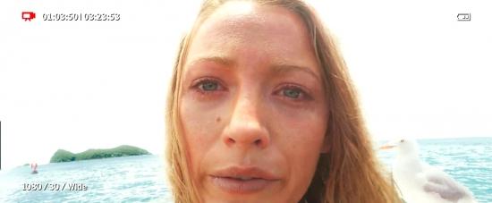 theshallows-blakelively-03657.jpg