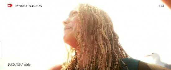 theshallows-blakelively-03684.jpg