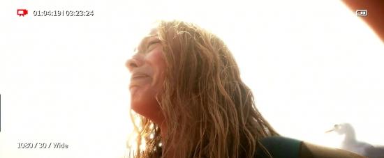 theshallows-blakelively-03686.jpg