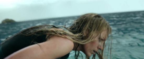 theshallows-blakelively-03726.jpg