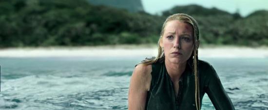 theshallows-blakelively-03795.jpg