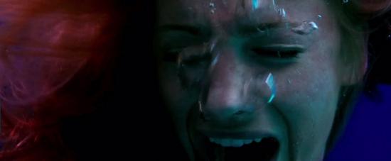theshallows-blakelively-03890.jpg