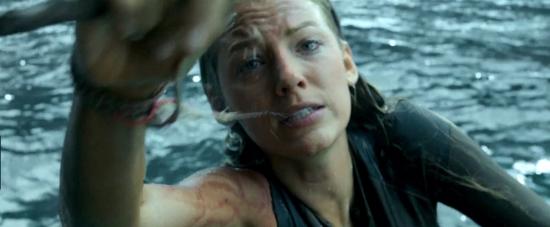 theshallows-blakelively-03953.jpg