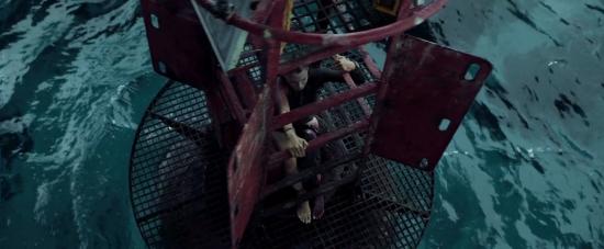 theshallows-blakelively-03996.jpg