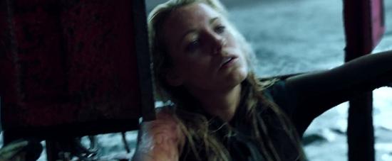 Click to view full size image
==============
theshallows-blakelively-04019.jpg theshallows-blakelively-04019.jpg