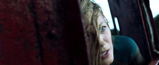 theshallows-blakelively-04063.jpg