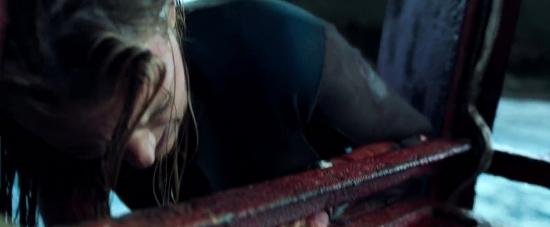 theshallows-blakelively-04073.jpg