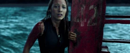 theshallows-blakelively-04115.jpg