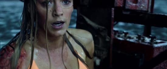 theshallows-blakelively-04309.jpg