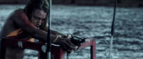 theshallows-blakelively-04368.jpg