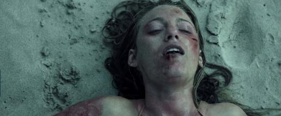 theshallows-blakelively-04659.jpg