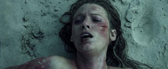 theshallows-blakelively-04718.jpg