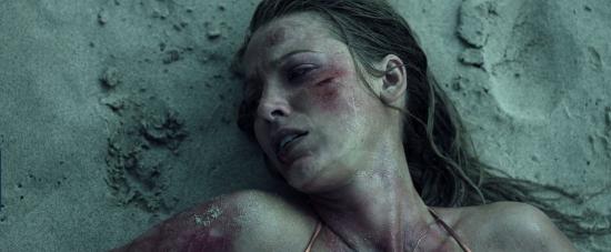 theshallows-blakelively-04722.jpg