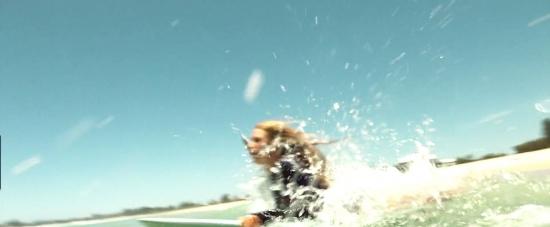 theshallows-blakelively-04842.jpg