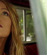 theshallows-blakelively-00111.jpg