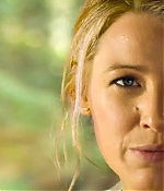 theshallows-blakelively-00146.jpg