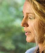 theshallows-blakelively-00166.jpg