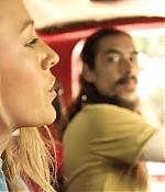 theshallows-blakelively-00185.jpg