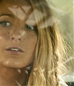 theshallows-blakelively-00246.jpg