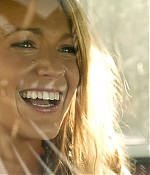 theshallows-blakelively-00253.jpg