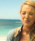 theshallows-blakelively-00387.jpg
