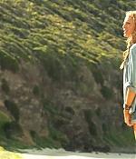 theshallows-blakelively-00393.jpg