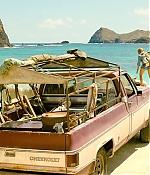theshallows-blakelively-00402.jpg