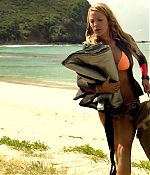theshallows-blakelively-00461.jpg