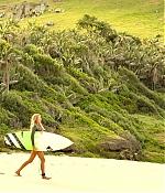 theshallows-blakelively-00474.jpg