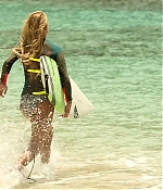 theshallows-blakelively-00487.jpg