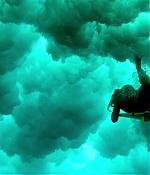 theshallows-blakelively-00535.jpg