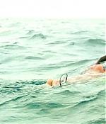 theshallows-blakelively-00586.jpg