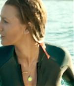 theshallows-blakelively-00592.jpg
