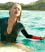 theshallows-blakelively-00610.jpg
