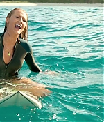 theshallows-blakelively-00616.jpg