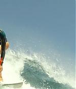 theshallows-blakelively-00737.jpg