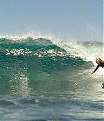 theshallows-blakelively-00740.jpg