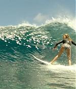 theshallows-blakelively-00805.jpg