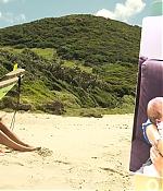 theshallows-blakelively-00871.jpg