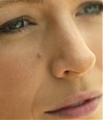 theshallows-blakelively-00877.jpg