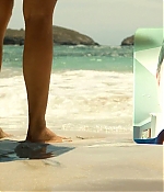 theshallows-blakelively-00984.jpg