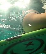 theshallows-blakelively-01173.jpg