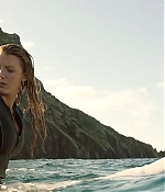 theshallows-blakelively-01182.jpg