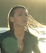 theshallows-blakelively-01187.jpg