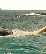 theshallows-blakelively-01293.jpg
