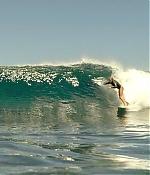 theshallows-blakelively-01311.jpg