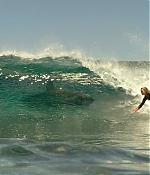 theshallows-blakelively-01316.jpg