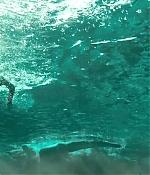 theshallows-blakelively-01406.jpg
